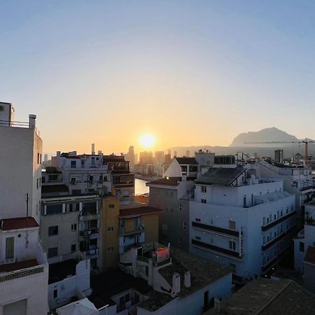 Ferienwohnung Atico Con Vistas En El Casco Antiguo De Benidorm Exterior foto