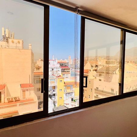 Ferienwohnung Atico Con Vistas En El Casco Antiguo De Benidorm Exterior foto