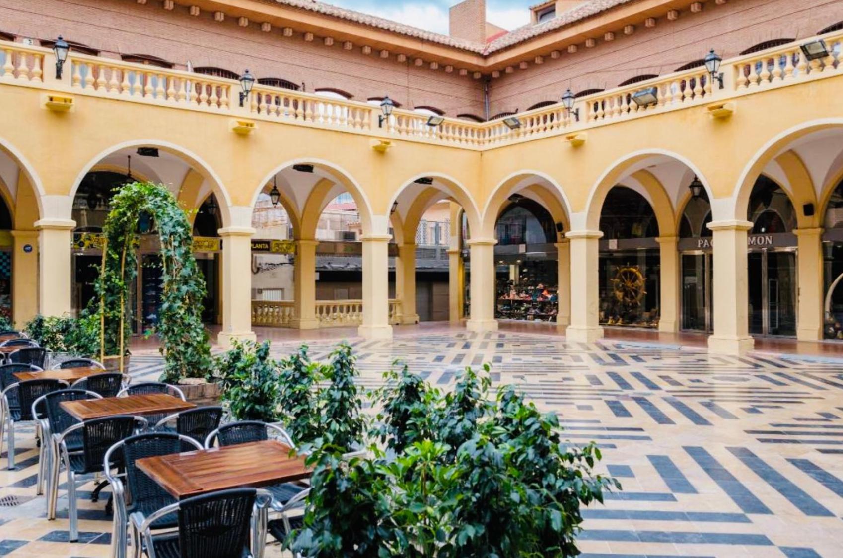 Ferienwohnung Atico Con Vistas En El Casco Antiguo De Benidorm Exterior foto