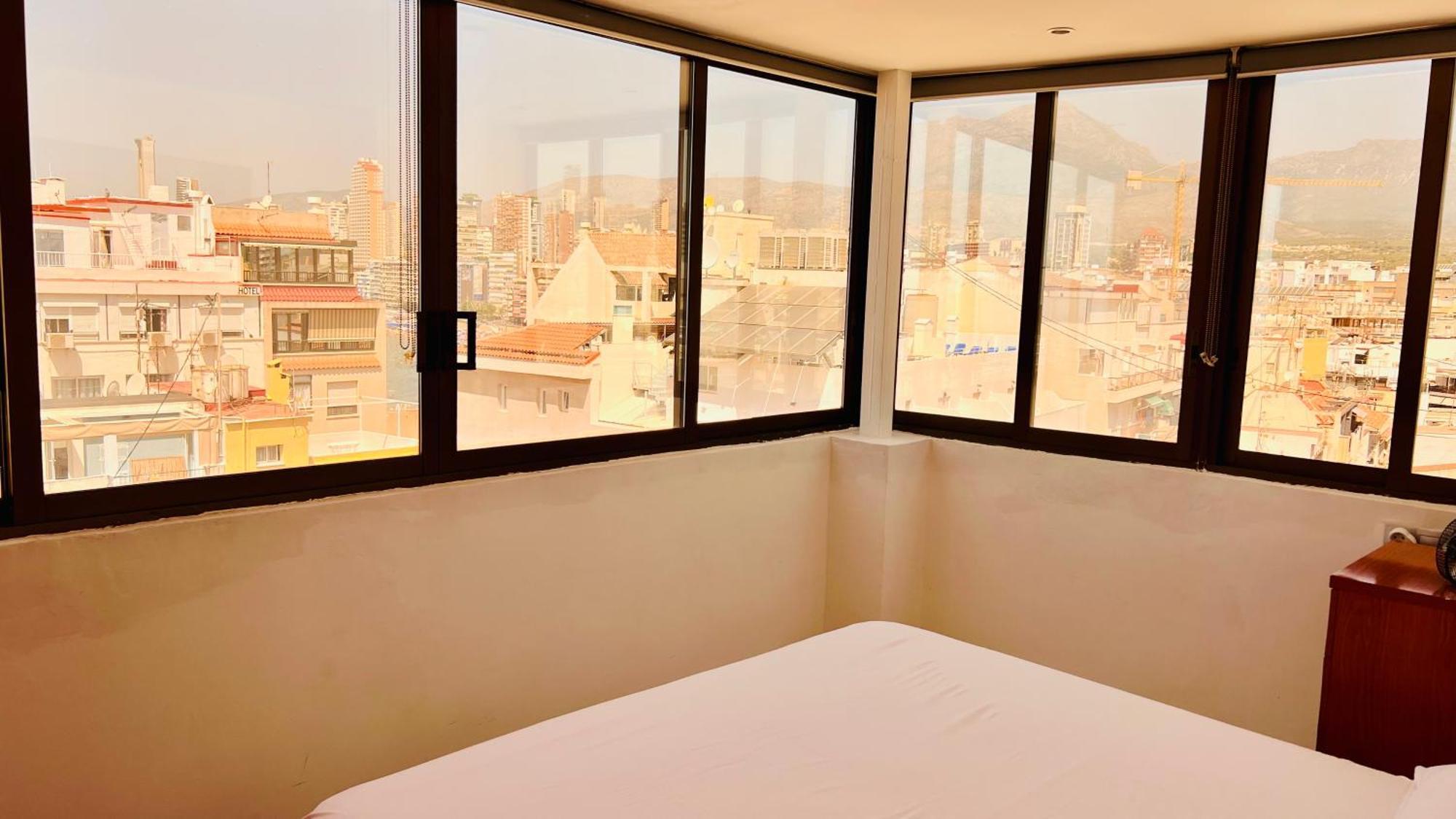 Ferienwohnung Atico Con Vistas En El Casco Antiguo De Benidorm Exterior foto